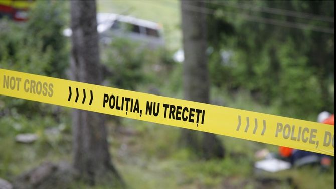 Descoperire macabră în Argeş: bărbat mort, într-o maşină. Când au găsit biletul, au înţeles totul!