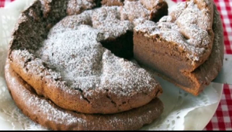 Cea mai simplă reţetă de chec din lume! Ai nevoie doar de două ingrediente