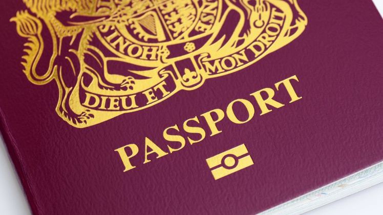 Paşaportul pe care doar trei oameni din lume îl au! Ce semnificaţie are şi cum îl poţi obţine