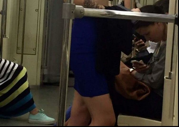 Cea mai NEBUNĂ modă vine din Rusia - cum să NU ieşi niciodată pe stradă!