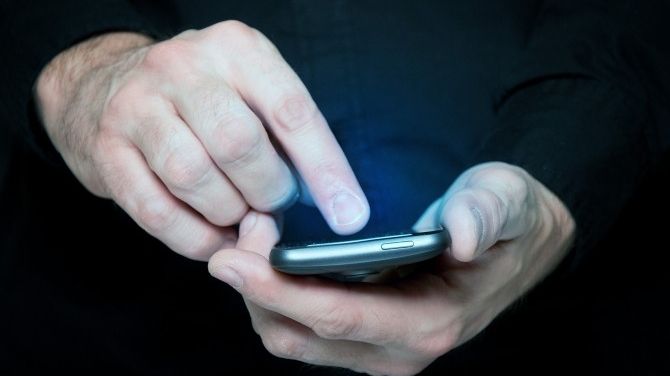 SMS-ul primit vineri noaptea de toţi parlamentarii PSD de la Dragnea