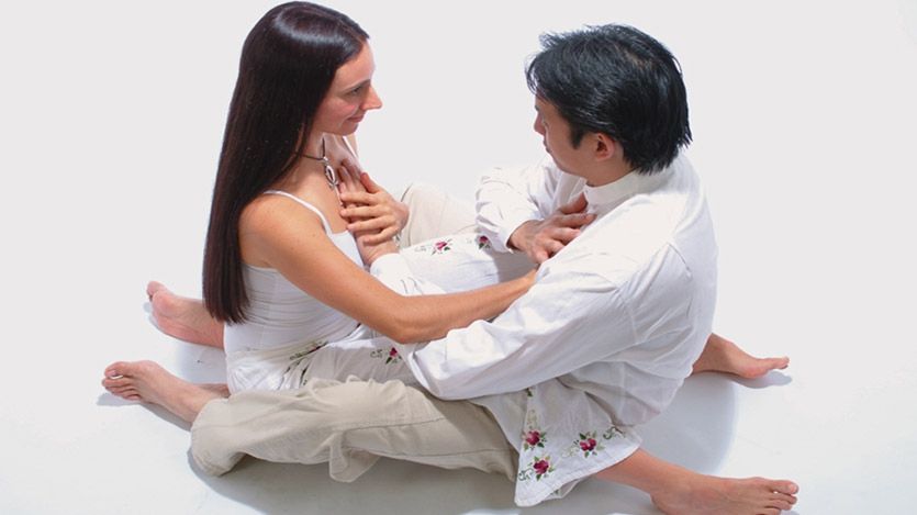 Un profesor de Thai Chi explică cum să îți conservi puterea sexuală