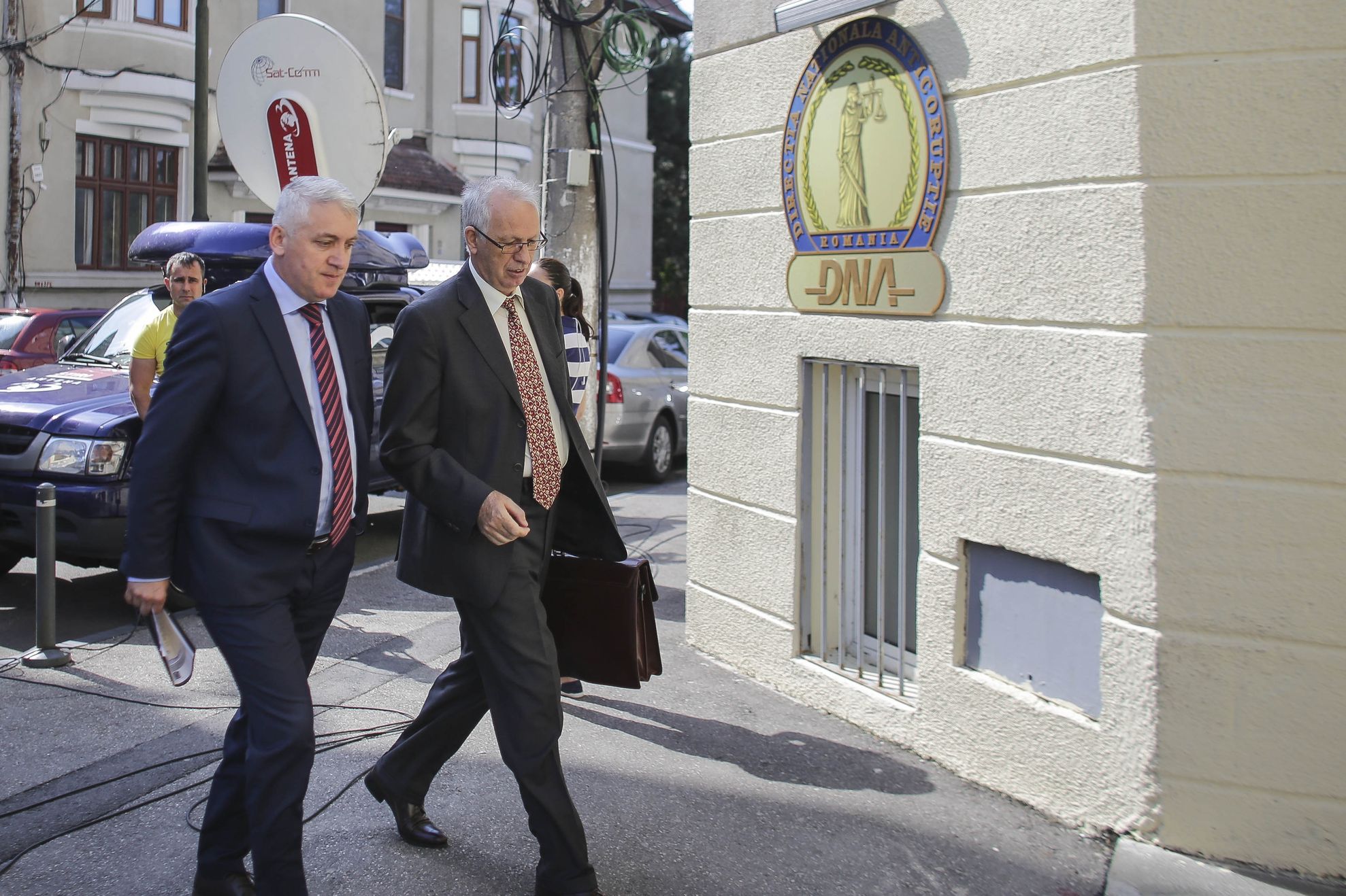 Adrian Ţuţuianu anunţă că îl dă în judecată pe Ludovic Orban. Care este justificarea