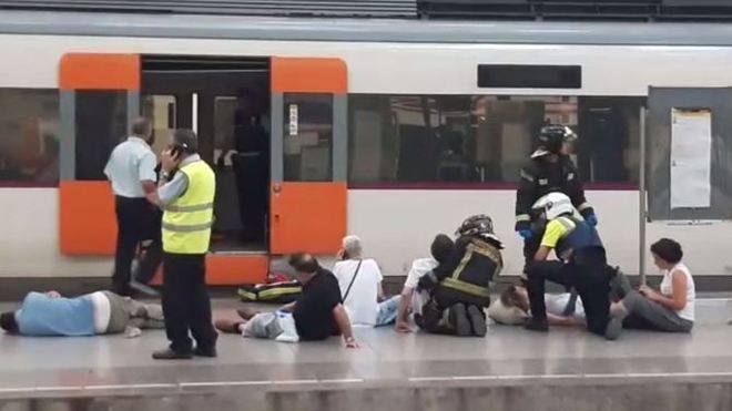 Accident feroviar grav la Barcelona: cel puțin 48 de răniți. MAE: Printre victime, un cetăţean român