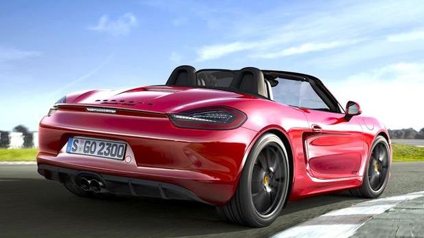 O bunicuţă de 80 de ani la volanul unui Porsche a fost prinsă de radar cu o viteză uriaşă 