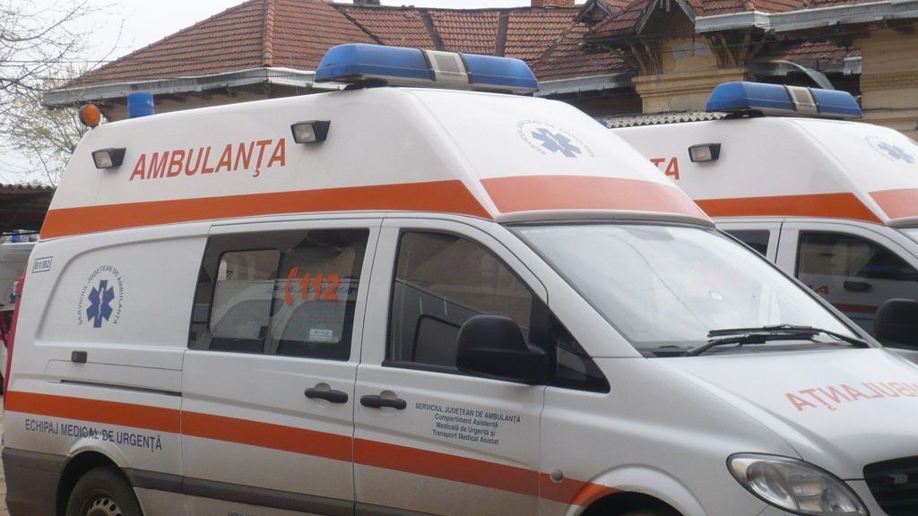 Tudose, poetic, despre achiziţia de ambulanţe: Erau pe când nu s-au zărit. Azi le vedem şi nu sunt