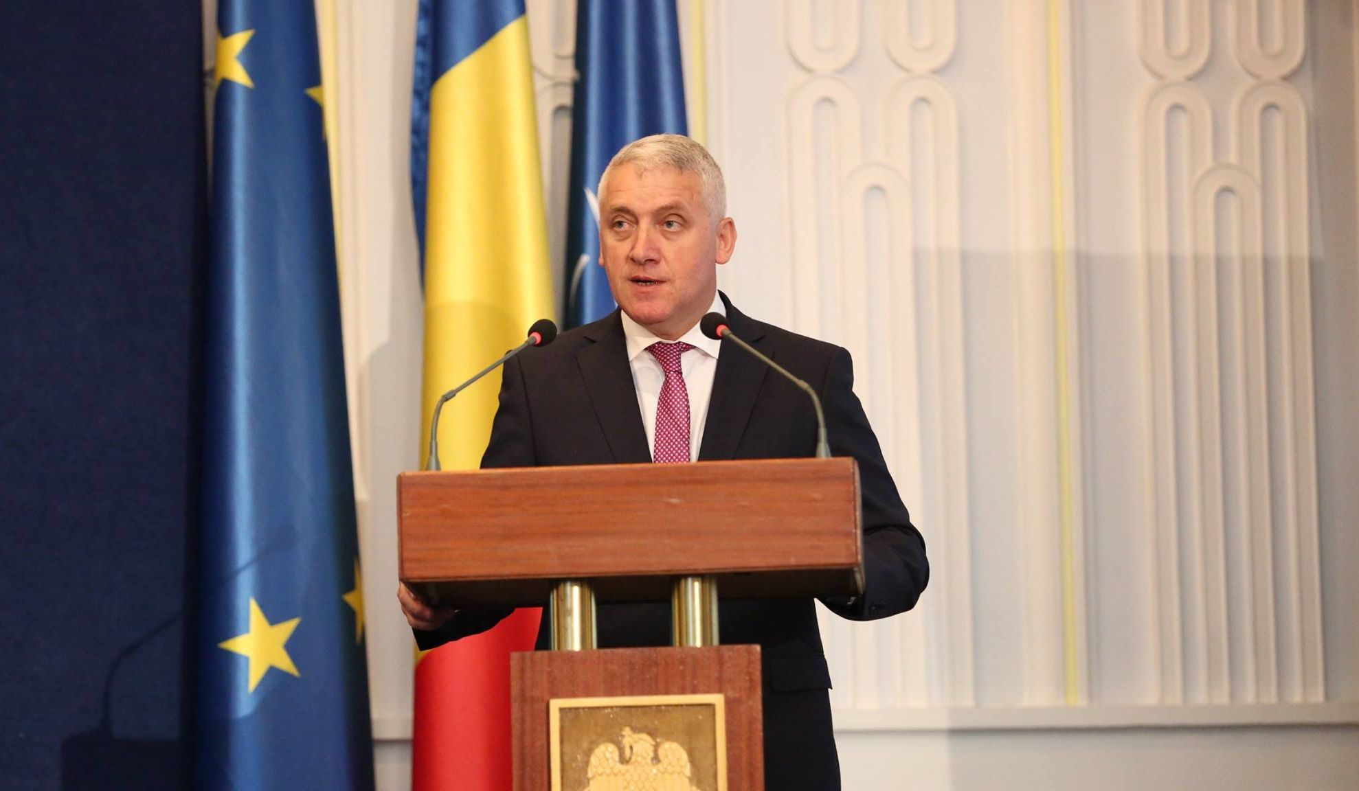 Ţuţuianu, precizări despre colaborarea Preşedinţie - Ministerul Apărării, pentru înzestrarea Armatei