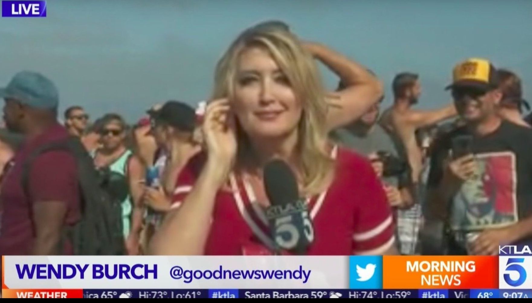 Reporterul care a avut cea mai GROAZNICĂ experienţă: transmitea de pe plajă şi un bărbat....