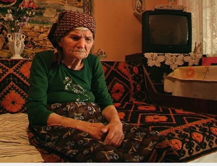 Bătrânii dintr-o comună din Galaţi, terorizaţi de hoţi. Amenințați cu moartea, cu cuțitul la gât