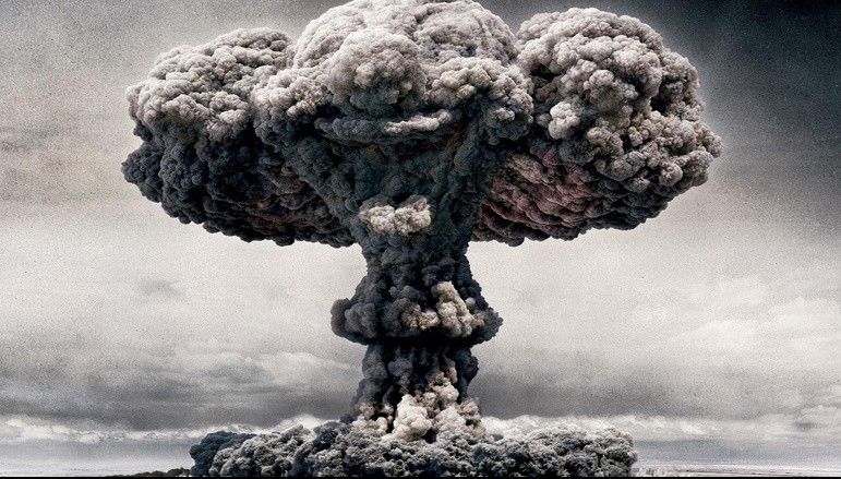 Cum se aude explozia unei bombe atomice. Sunetul este inconfundabil. Ţi se face pielea de găină