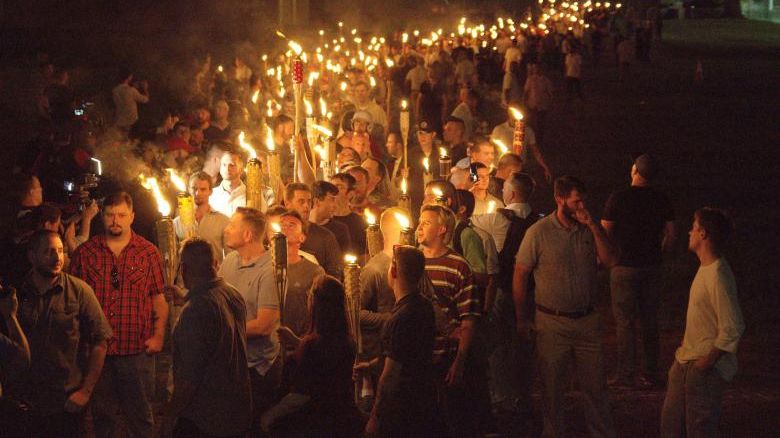 Trump despre Charlottesville: S-a greşit "de ambele părţi"