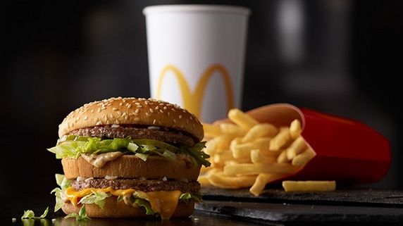 Produse de fast food - imagine cu notă sugestivă