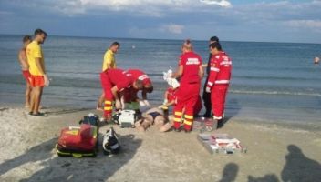 Intervenţie de urgență la Eforie Nord, după ce o persoană s-a înecat