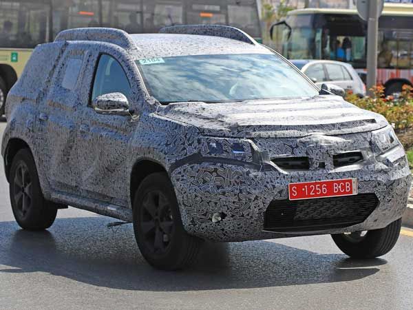 Aşa arăta Dacia Duster fabricată de comunişti, înainte de Revoluţie