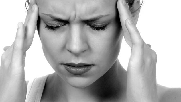 Medicii avertizează! Acest tip de durere de cap, cel mai comun simptom al unei tumori cerebrale 
