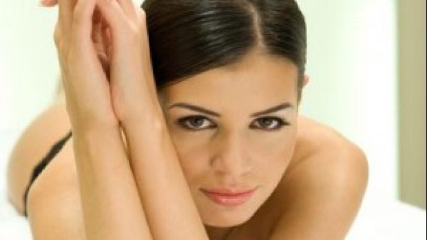 Ce obiect nu lipsește niciodată din geanta Monicăi Gabor? Răspunsul este surprinzător