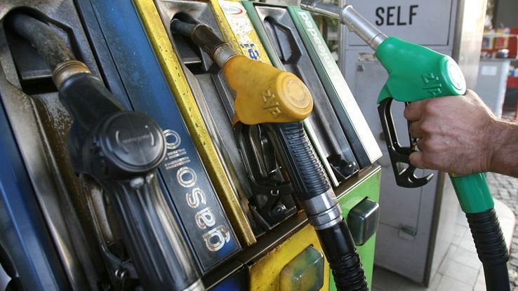 România are printre cele mai mici prețuri ale carburanților din Europa