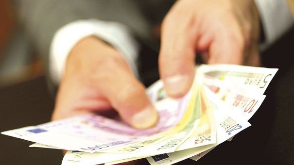 Calvarul creditelor în lei nu se mai termină: ROBOR, un nou maxim istoric