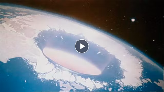 A apărut o gaură gigantică în Antarctica şi savanţii nu ştiu ce se întâmplă