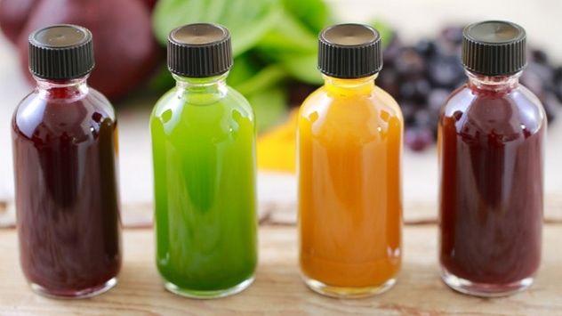 Ce BOLI pot declanşa coloranţii alimentari