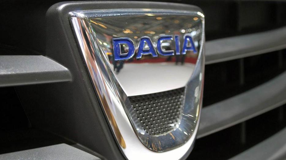 Dacia interzisă de Protecţia Consumatorilor. Au retras-o de la vânzare