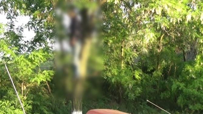 Se îndrepta spre cimitir, dar când s-a uitat în sus s-a îngrozit! A chemat imediat poliția