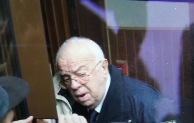 Arșinel a jucat în Spania cu poza Stelei Popescu pe scenă