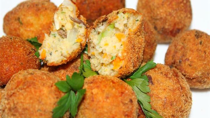 Aşa faci cele mai delicioase chifteluţe de post. Nimeni nu îşi va da seama ca nu au carne