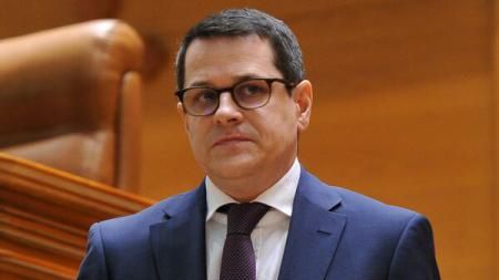 Comisia de control a SRI, în vizită la Eduard Hellvig