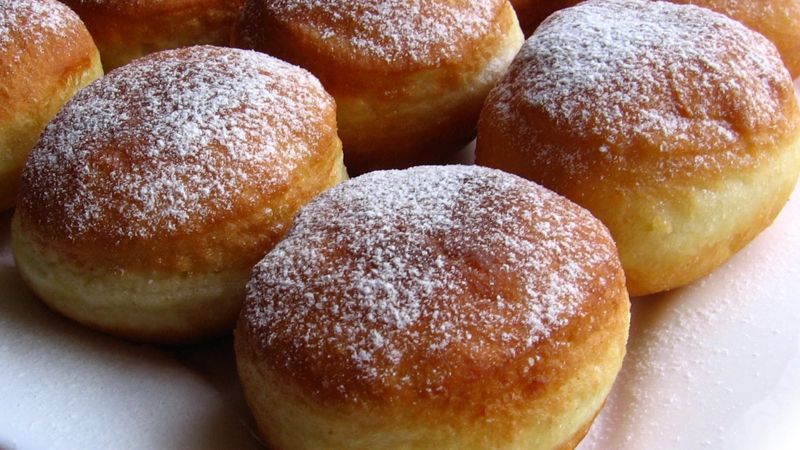 Aşa faci cele mai pufoase gogoşi de post: Reţeta pe care trebuie să o păstrezi