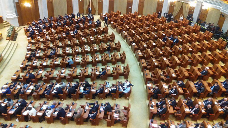 Moțiunea de cenzură a picat. Doar 159 de voturi ”pentru”. Guvernul Tudose #rezistă