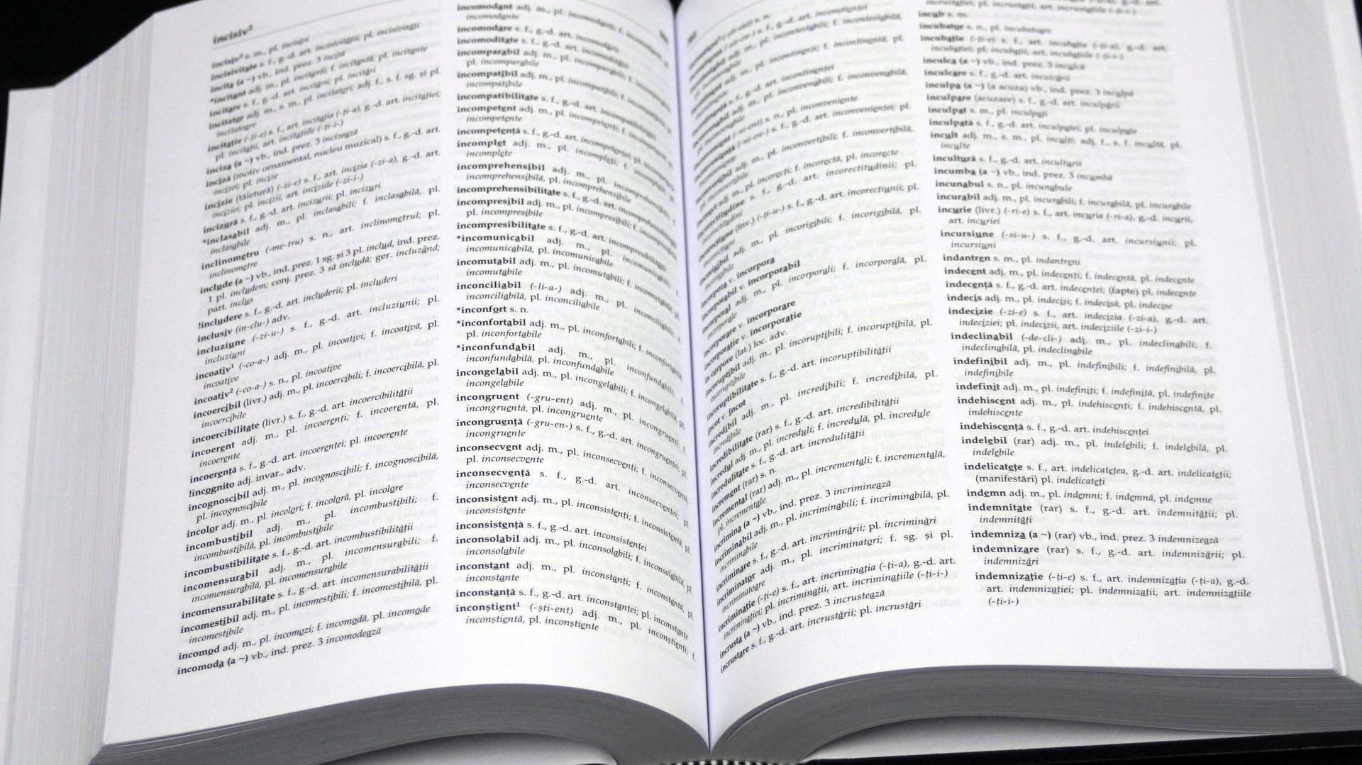 Maiestate sau Majestate? Cum este corect 