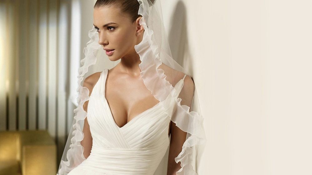 O mireasă s-a culcat, din greşeală, cu cavalerul de onoare. După noaptea nunții a avut un șoc