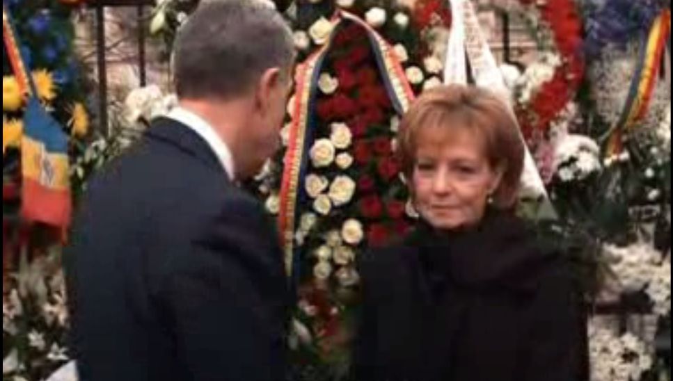 UPDATE | Baie de mulțime pentru Principesa Margareta. Peste 40.000 de oameni la Regele Mihai VIDEO