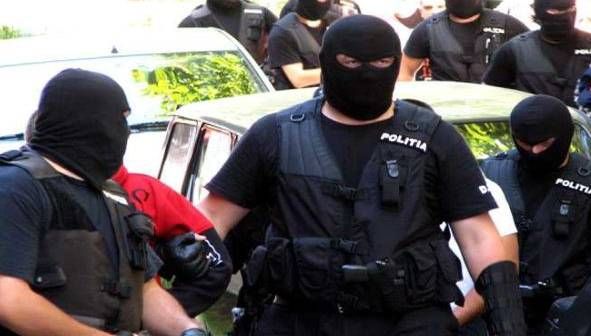 Percheziţii de amploare, prejudiciu de peste 2 milioane de euro