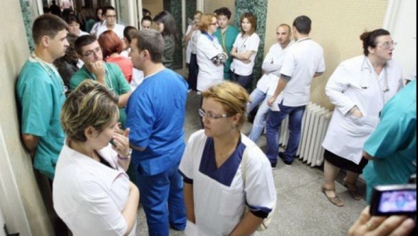 Orașul din România care a rămas fără medici. Edilul e disperat