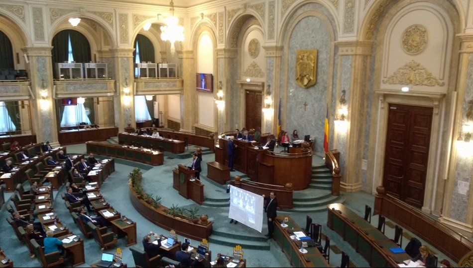Cele 3 legi ale justiției au trecut de Parlament. USR a fluierat la votul pentru Statutul CSM