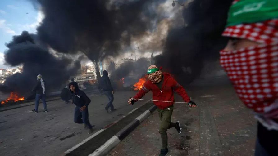 Proteste violente în Cisiordania şi Gaza după decizia lui Trump privind Ierusalimul