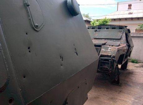 Asta e maşina pe care comuniştii au construit-o în secret. Cum arată mastodontul cu 2 mitraliere 