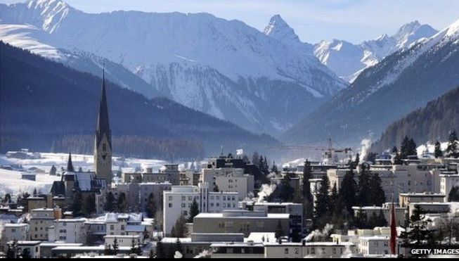 Cei mai puternici lideri din lume se întâlnesc de azi la Davos. Care e agenda discuțiilor