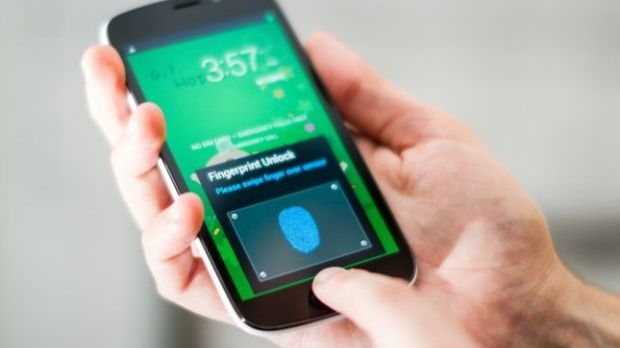 Cum poţi păcali senzorul de amprentă de pe telefoane? Aşa poţi debloca orice telefon!
