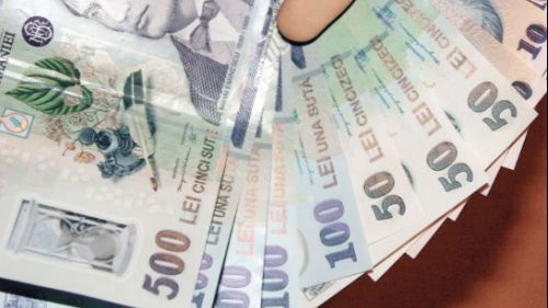 Atenţie! Metoda nouă prin care doi tineri au păcălit un bătrân: i-au luat 80.000 de lei
