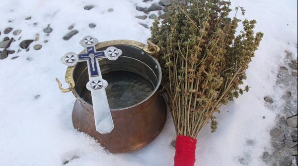 Ce este esențial să faci pe 5 ianuarie, în Ajunul Bobotezei, pentru a fi liniștit tot anul