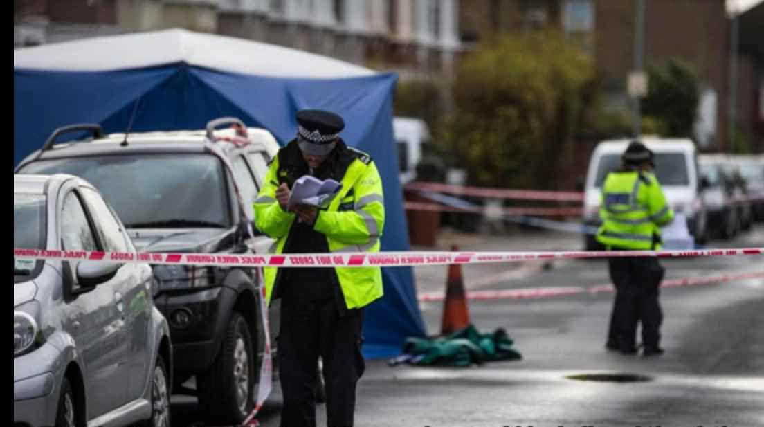 O româncă a fost ucisă la Londra de fostul iubit din Vaslui