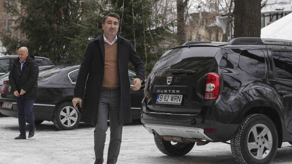 Ionel Arsene, şeful CJ Neamţ, reţinut de DNA pentru 24 de ore. Ar fi încasat mită de 100.000 de euro