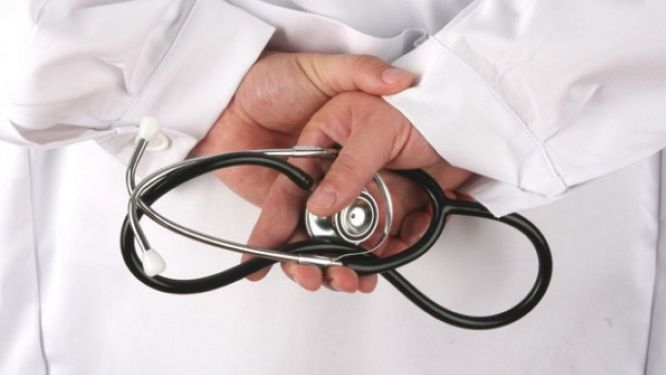 Imagini incredibile într-un spital: O femeie jignită şi umilită de un medic. S-a deschis o anchetă