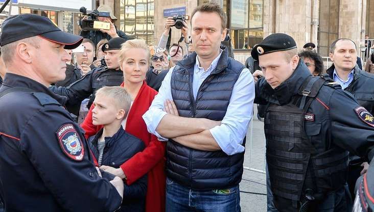 Analiza sumbră a revistei Der Spiegel: Rusia este o democrație imitată