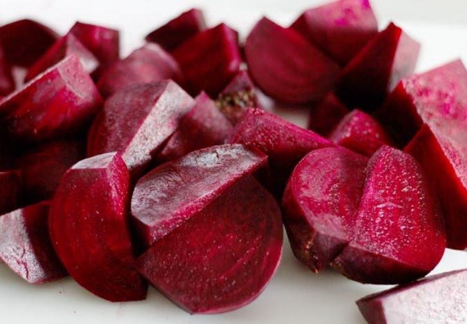 Ce se întâmplă în organismul tău dacă mănânci zilnic 100 grame de sfeclă roşie