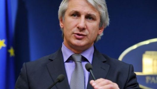 Ce se întâmplă cu banii tăi dacă nu îţi exprimi opţiunea între Pilonul I şi II de pensii