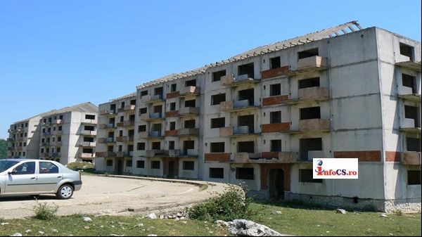 Oraşul din România unde apartamentele se dau "la liber"